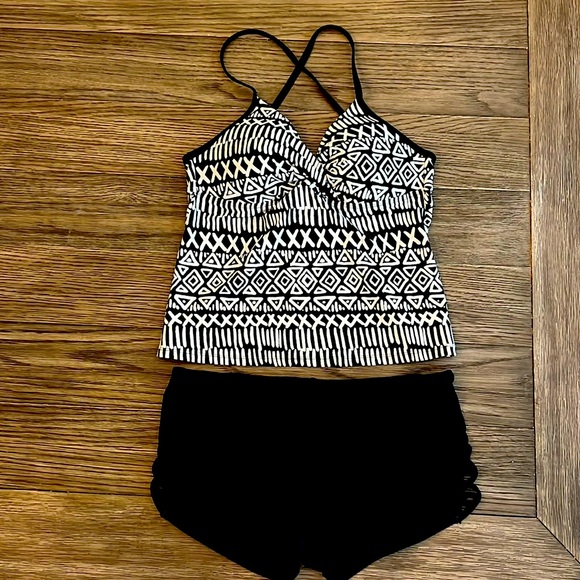 🌻2 for $20 deal!🌻 SO Tankini - size 10 - Picture 1 of 6